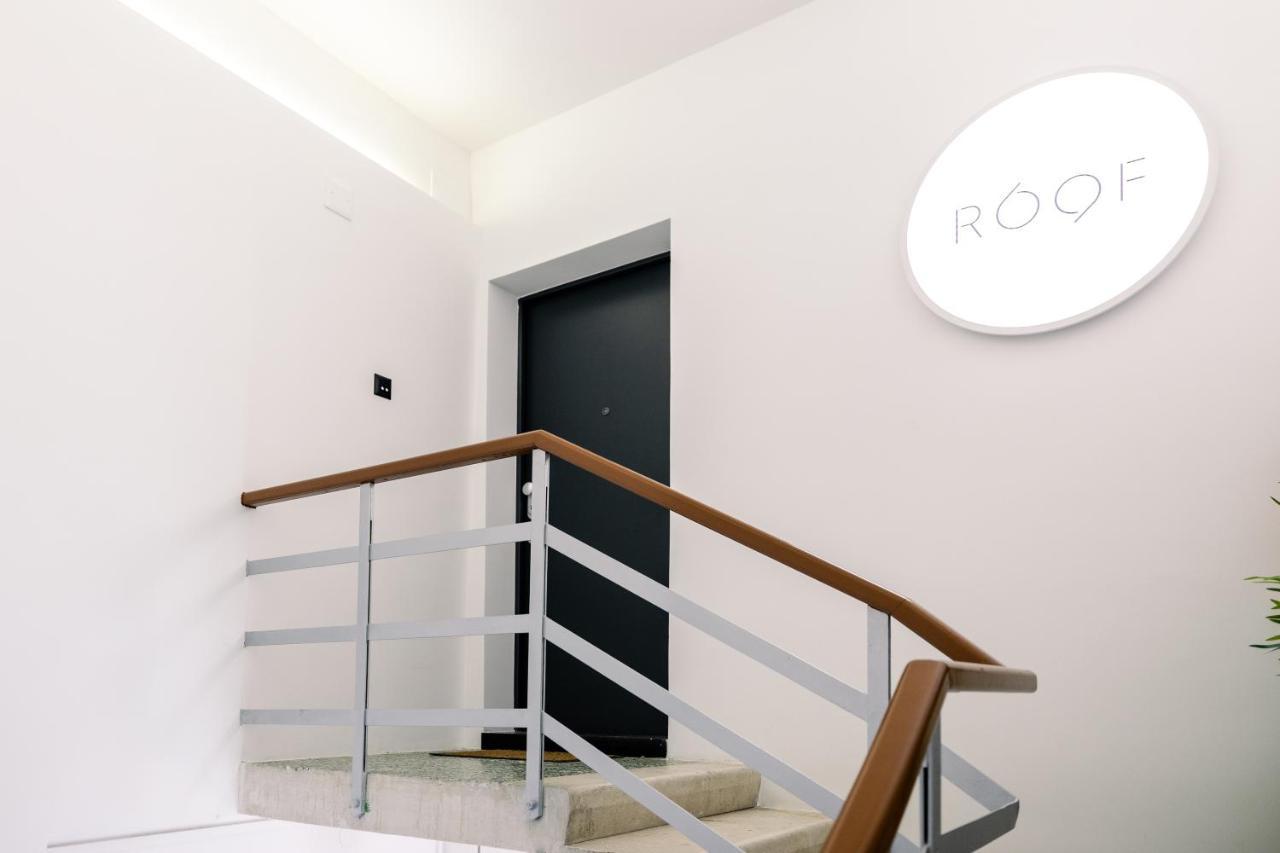 Roof 69 Rooms สปลิท ภายนอก รูปภาพ