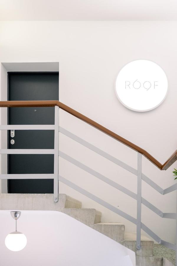 Roof 69 Rooms สปลิท ภายนอก รูปภาพ