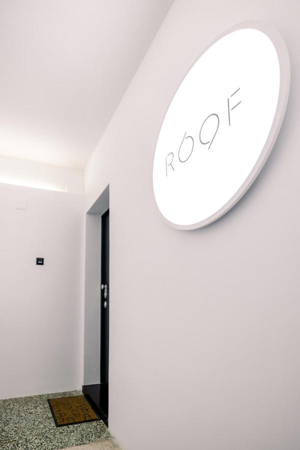 Roof 69 Rooms สปลิท ภายนอก รูปภาพ